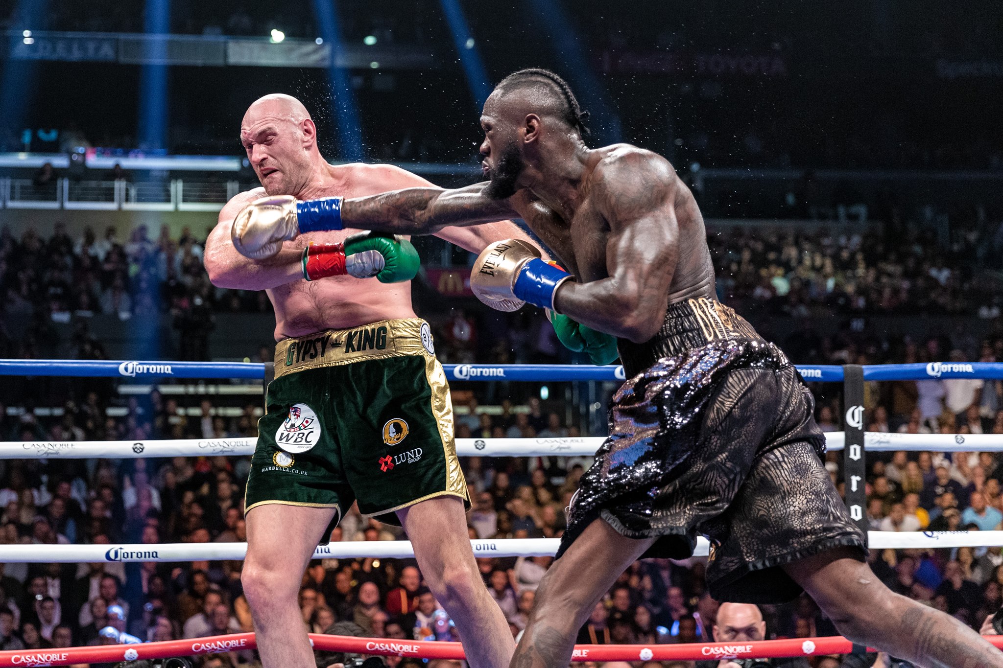 Dvojzápas v boxe a v MMA? Ngannou sa pred Furym ešte stretne s Wilderom