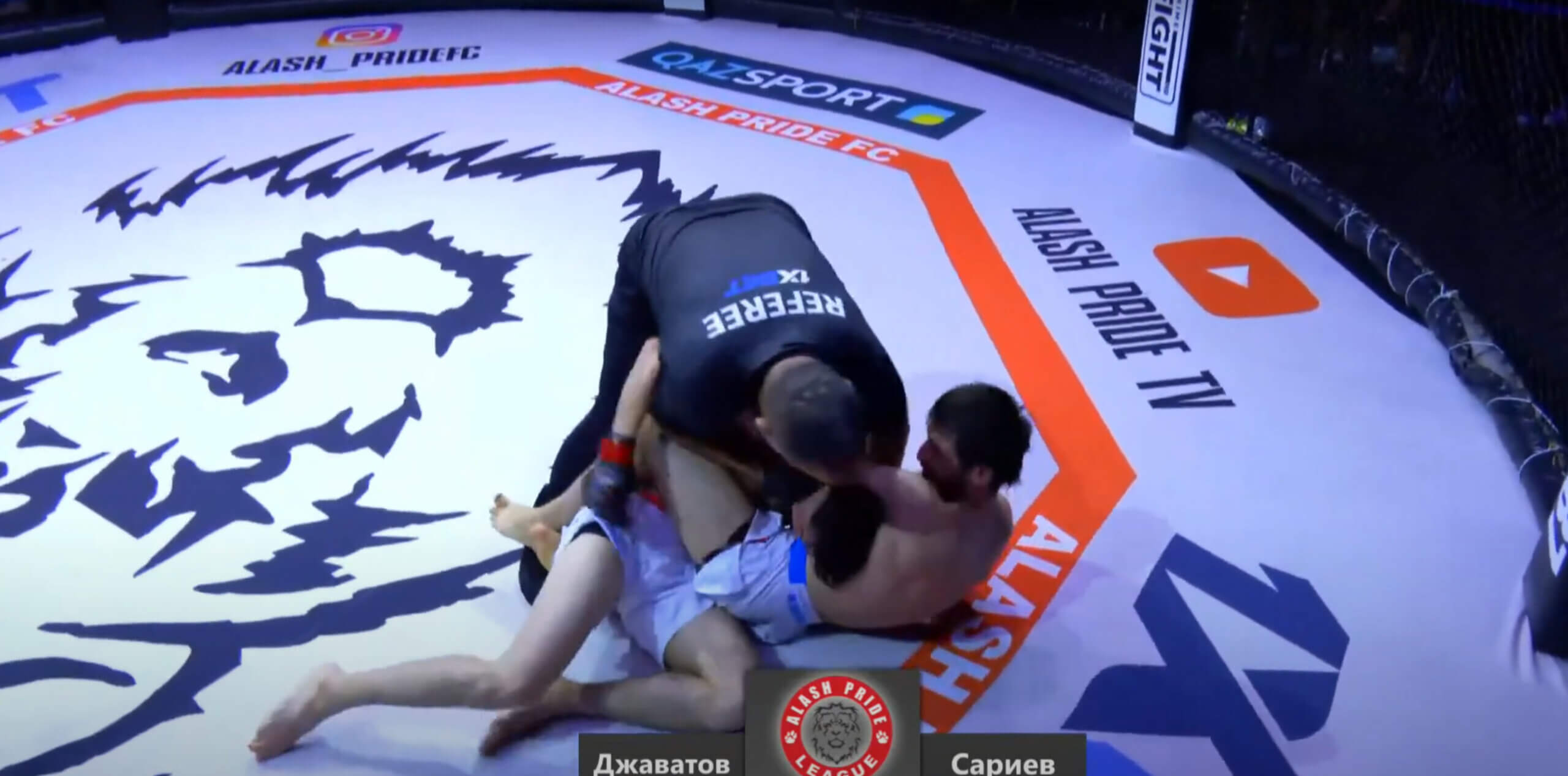VIDEO: Šokujúci záver MMA zápasu v Kazachstane! Fanúšikovia sú činom bojovníka pobúrení