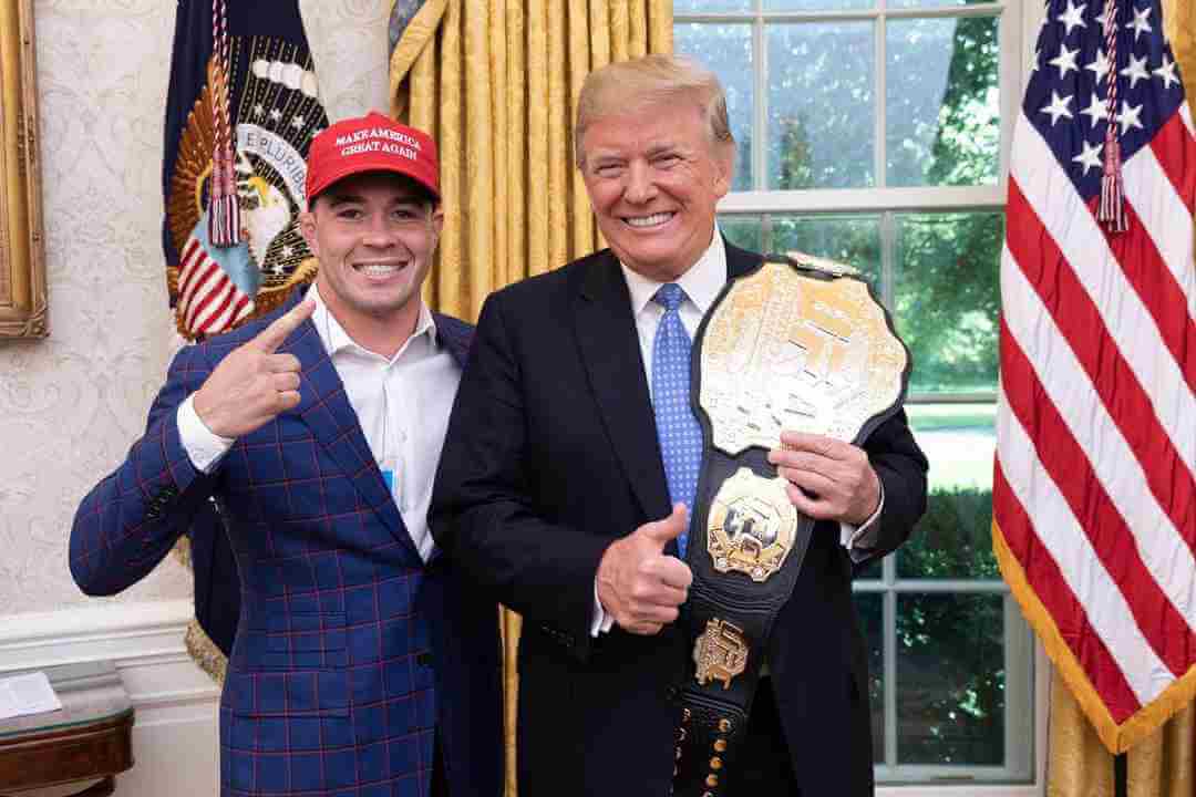 Prezidenta USA označil za úchyla, legendu UFC za narkomana: Provokatér Chaos opäť úradoval