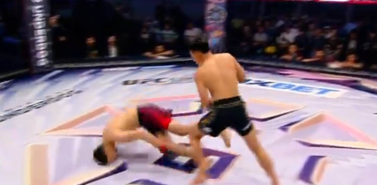 VIDEO: Neuveriteľný knokaut v Kazachstane, stačil jeden úder a súpera poslal do ríše snov!
