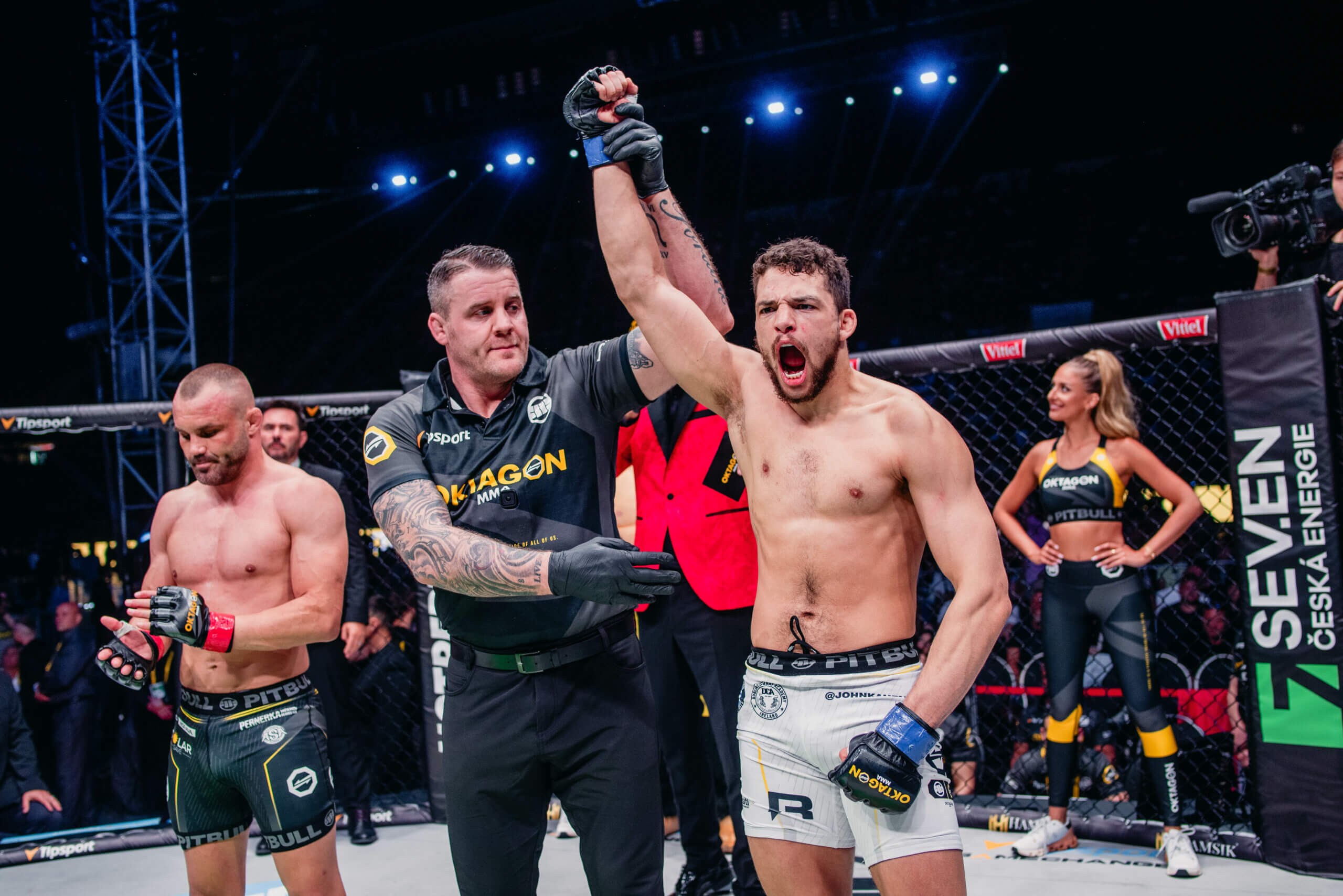 Kontroverzný Rock si trúfa umlčať ďalší futbalový štadión: Milujem, keď ma neznášajú!