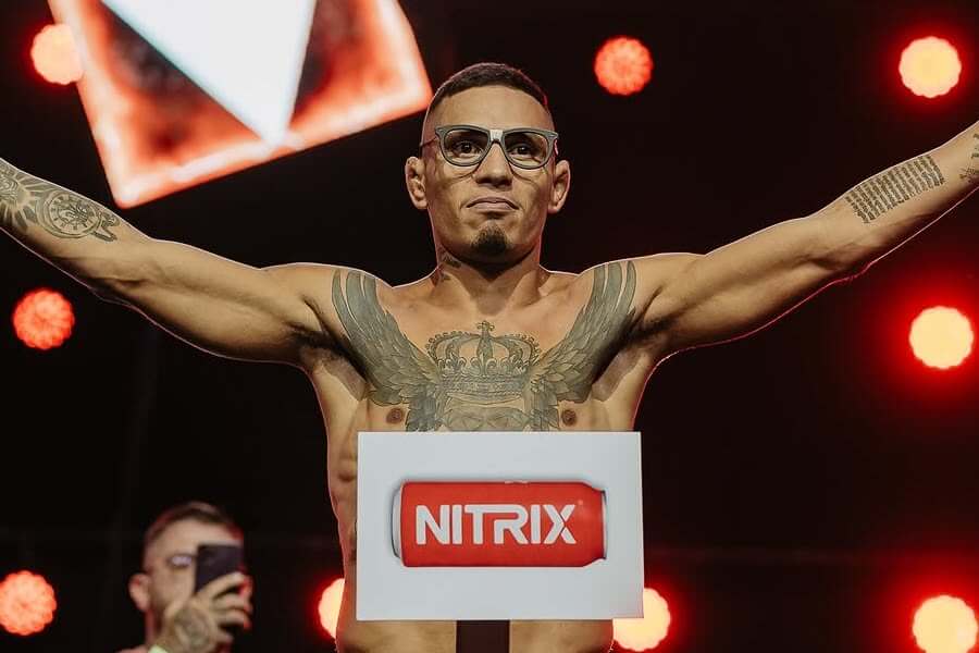 VIDEO Neskutočné KO! Ukážkový granát od brazílskeho talentu