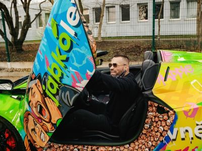 VIDEO Karlos Vémola neveril vlastným očiam: Premena jeho Lamborghini vyvolala ostrú reakciu!